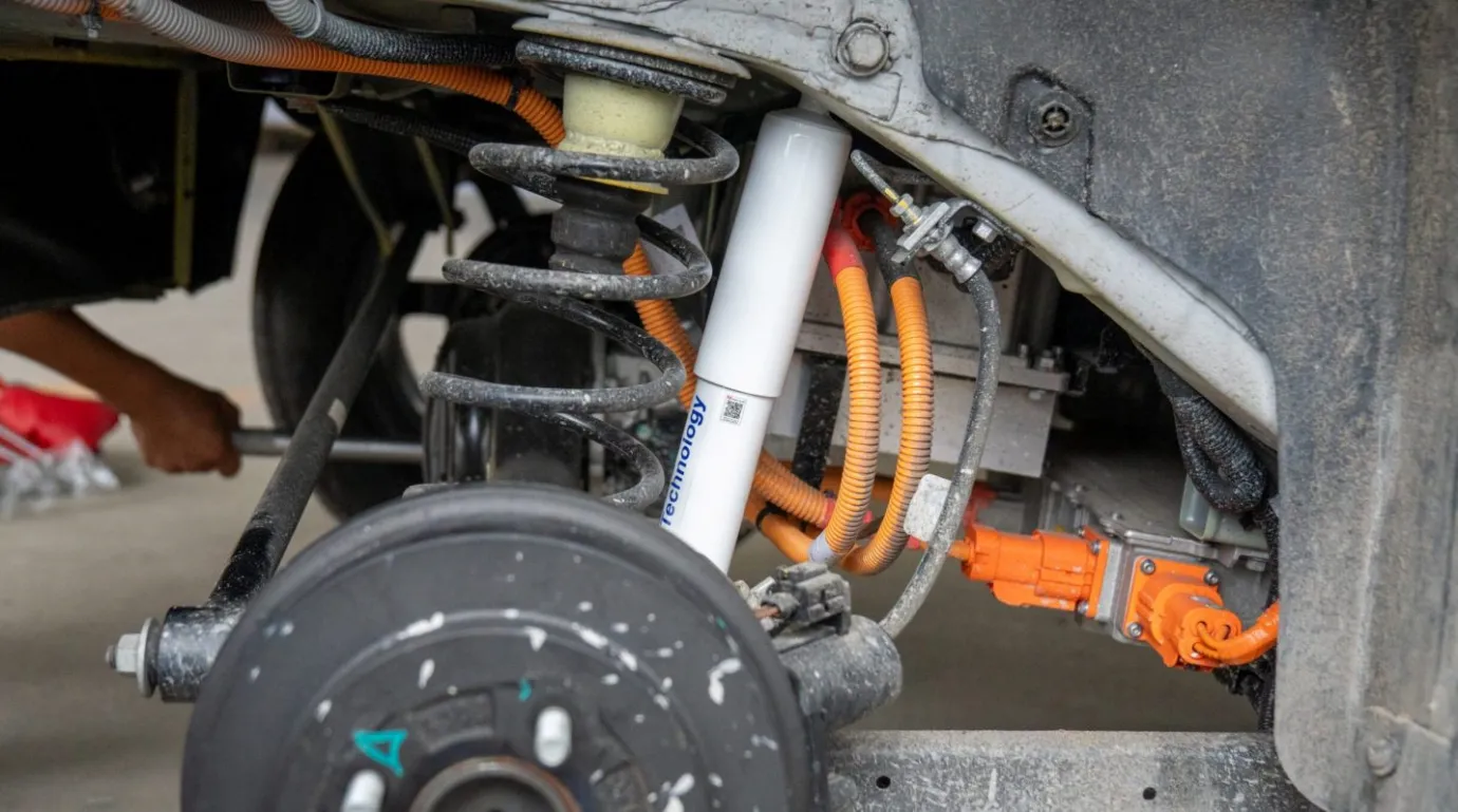 vinhxd comgiam xoc vf3 Lịch Bảo Dưỡng Định Kỳ Cho Vinfast VF3